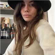 Laureanda in chimica tecnologie farmaceutiche